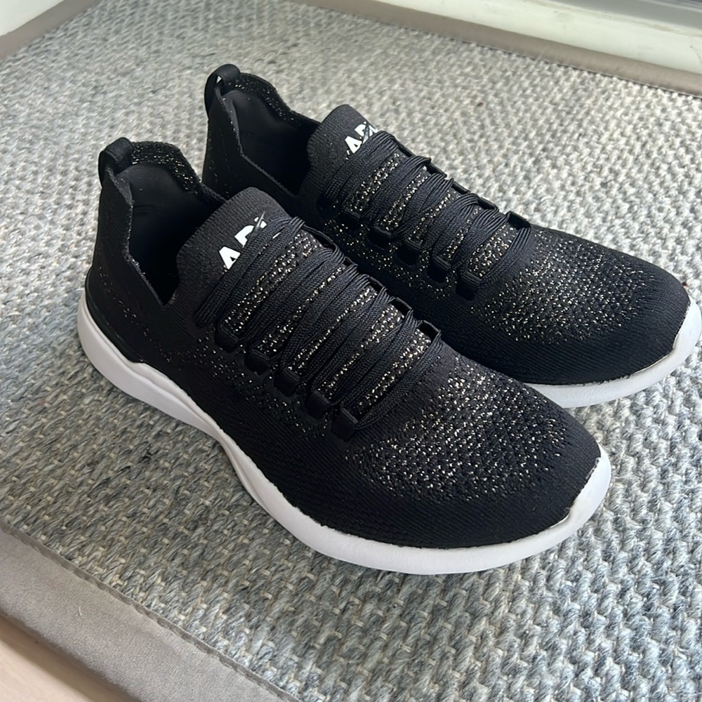 APL Techloom Breeze Sneakers - Women’s 8